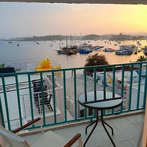 https://mia-hill-suites.aegeanhotels.net